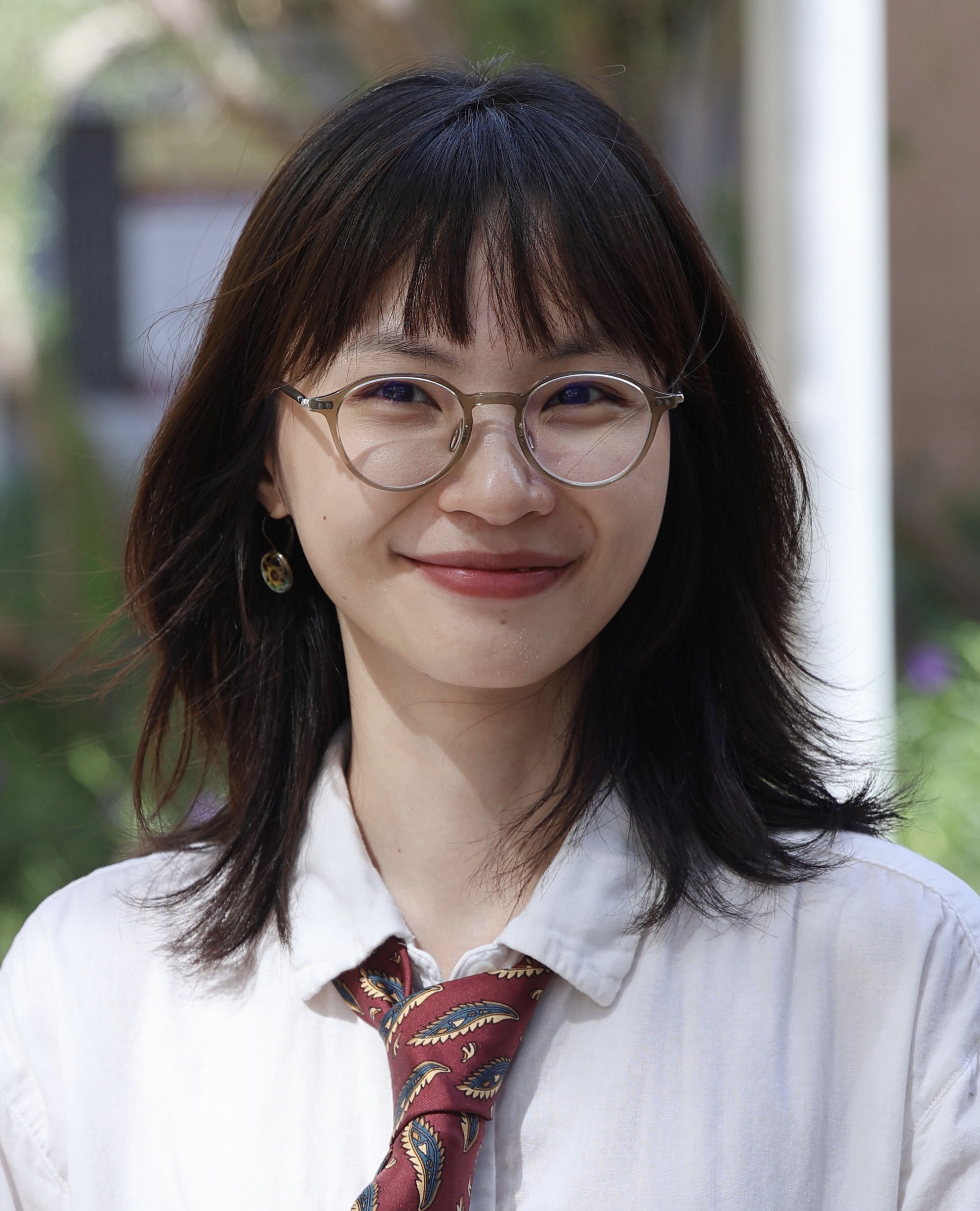 Portrait of Quỳnh Lê